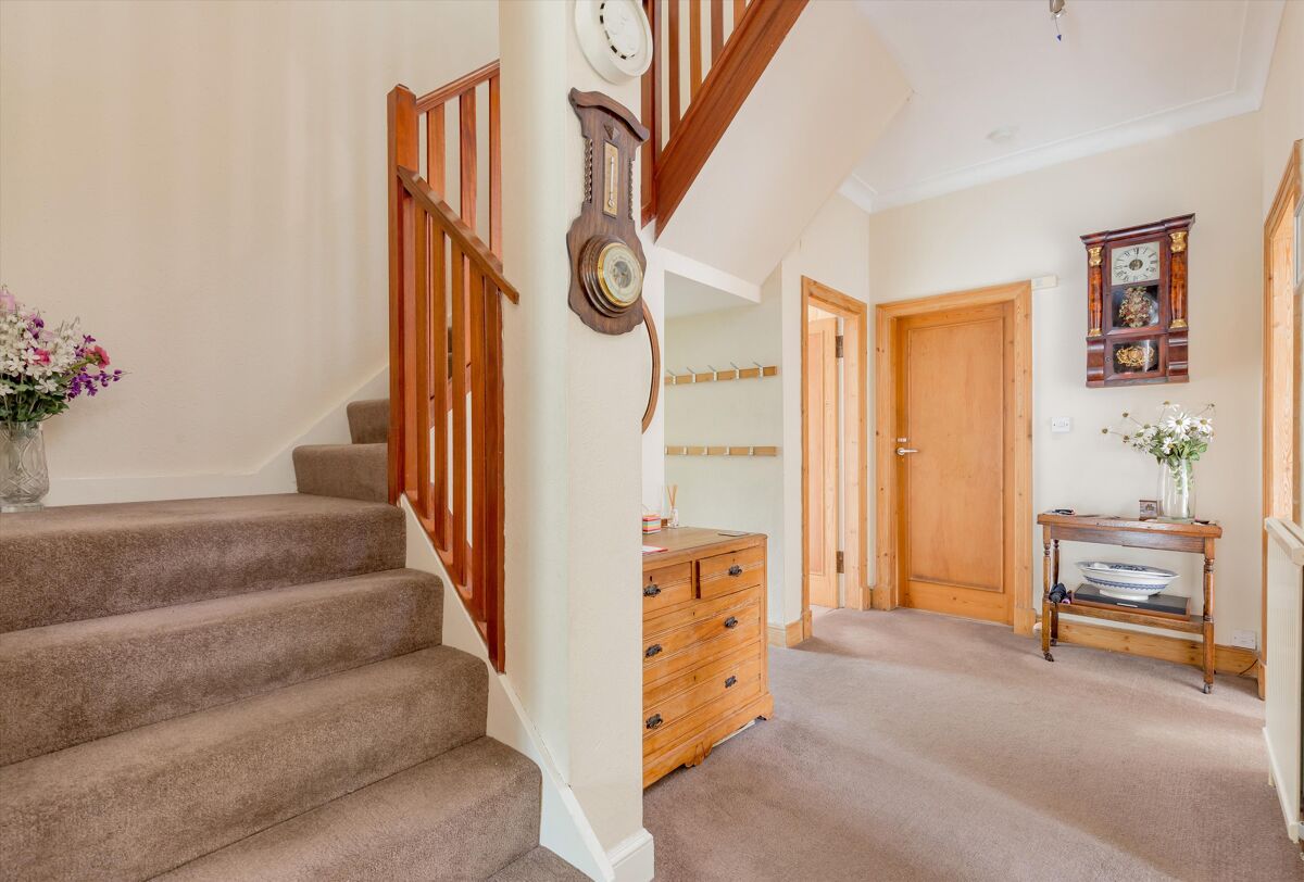 house for sale in Craigleith View, Edinburgh, EH4 EDN012202373