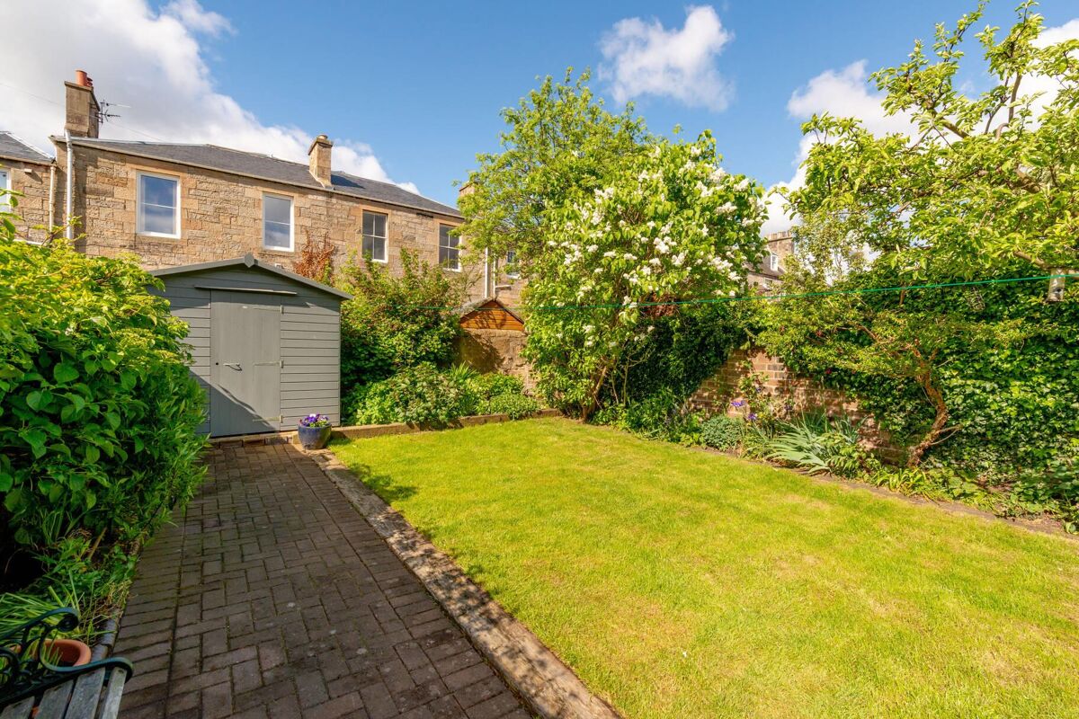 house for sale in Summerside Place, Edinburgh, EH6 EDN012207637