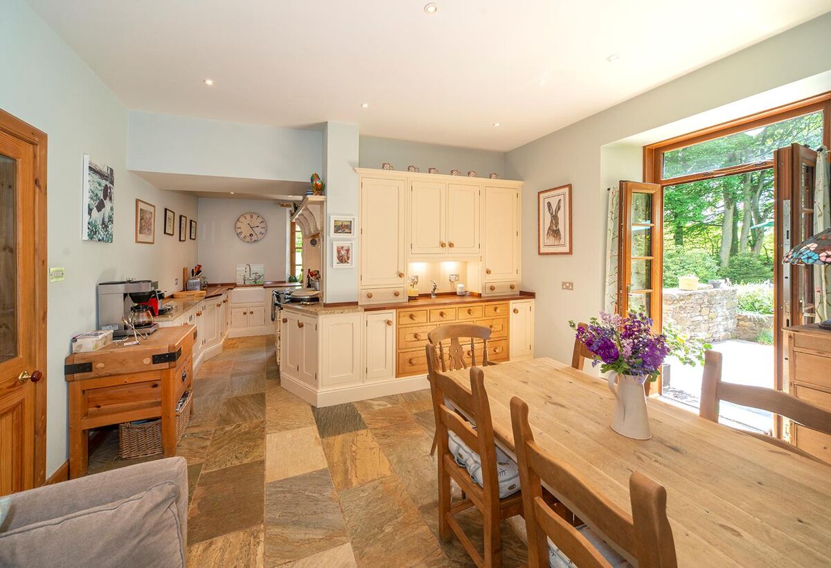 house for sale in Selkirk, Scottish Borders, TD7 EDN012215784