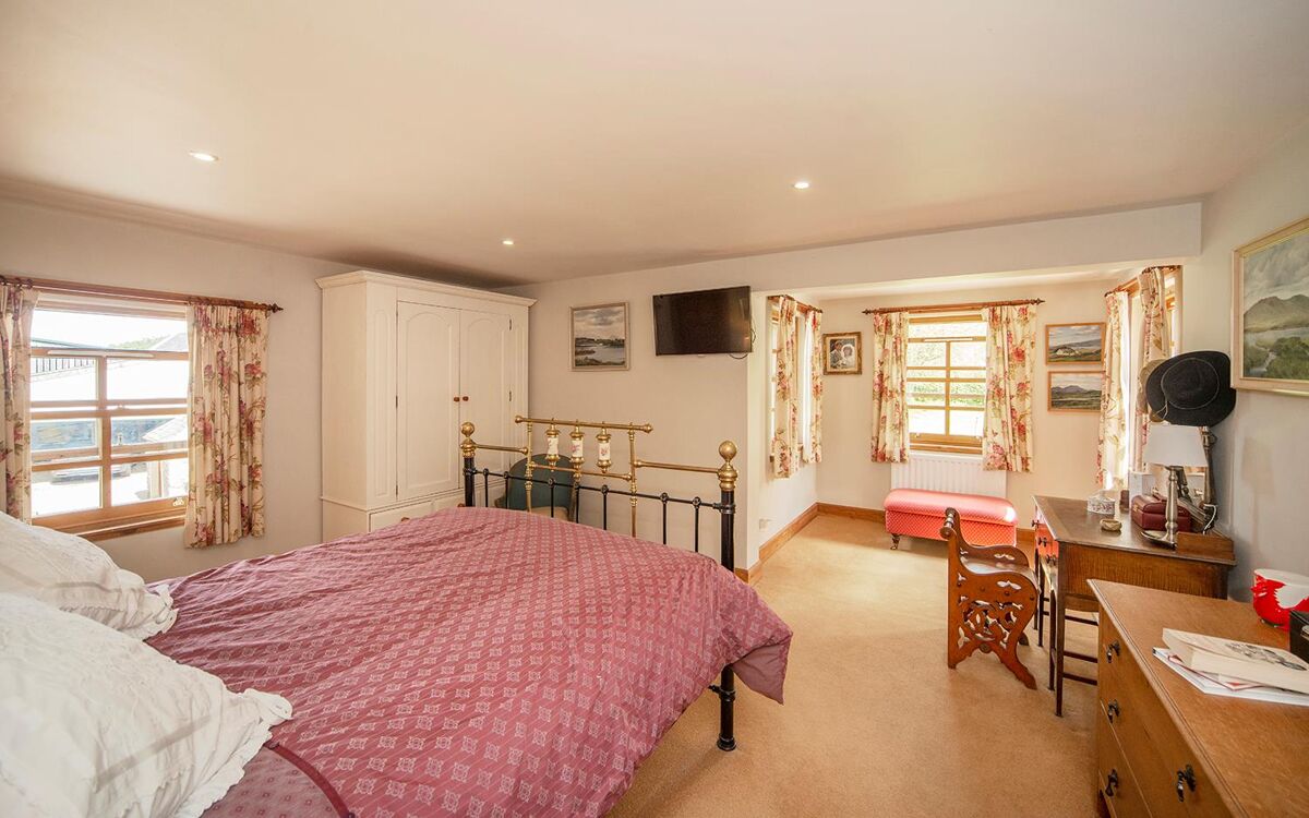 house for sale in Selkirk, Scottish Borders, TD7 EDN012215784