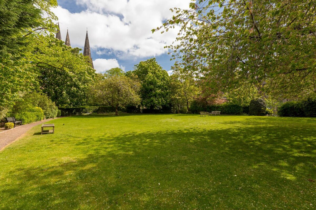 flat for sale in Lansdowne Crescent, Edinburgh, EH12 EDN012216466