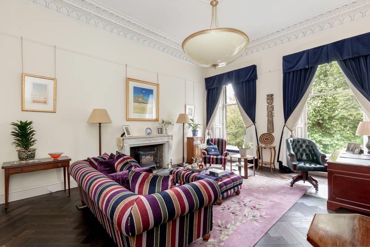 flat for sale in Lansdowne Crescent, Edinburgh, EH12 - EDN012216466 ...