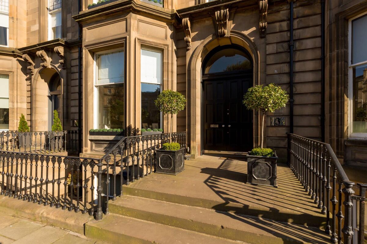 house for sale in Drumsheugh Gardens, Edinburgh, EH3 EDN012219831