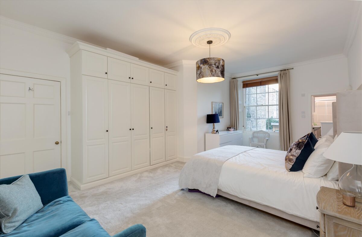 flat for sale in Heriot Row, Edinburgh, EH3 EDN012222103 Knight Frank