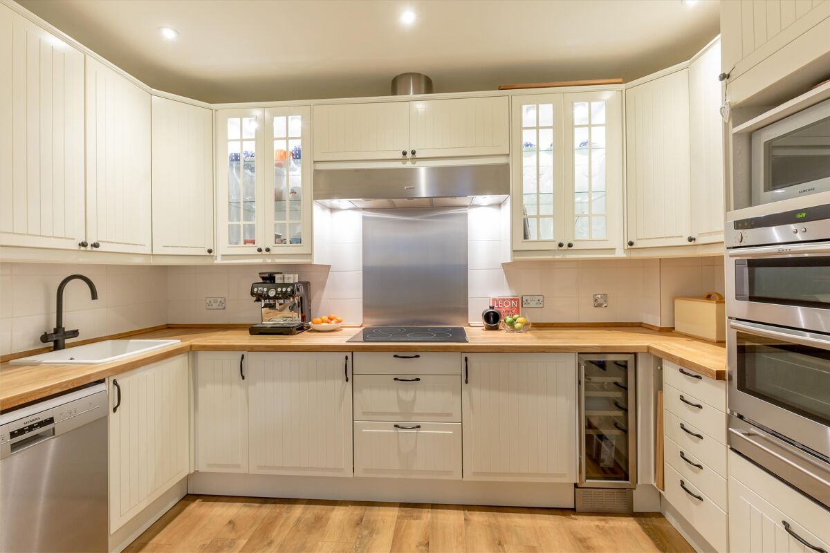 flat for sale in Heriot Row, Edinburgh, EH3 EDN012222103 Knight Frank