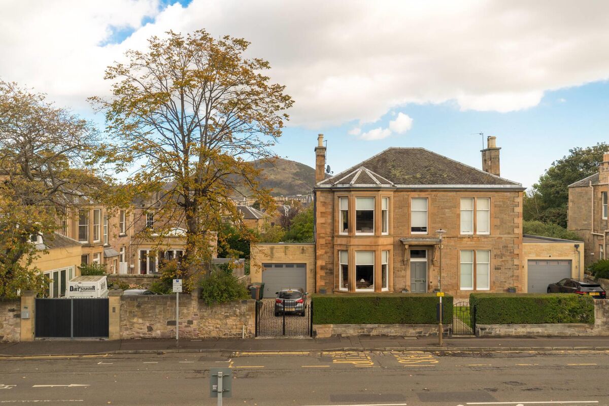 flat for sale in Lauder Road, Edinburgh, EH9 EDN012222988 Knight Frank