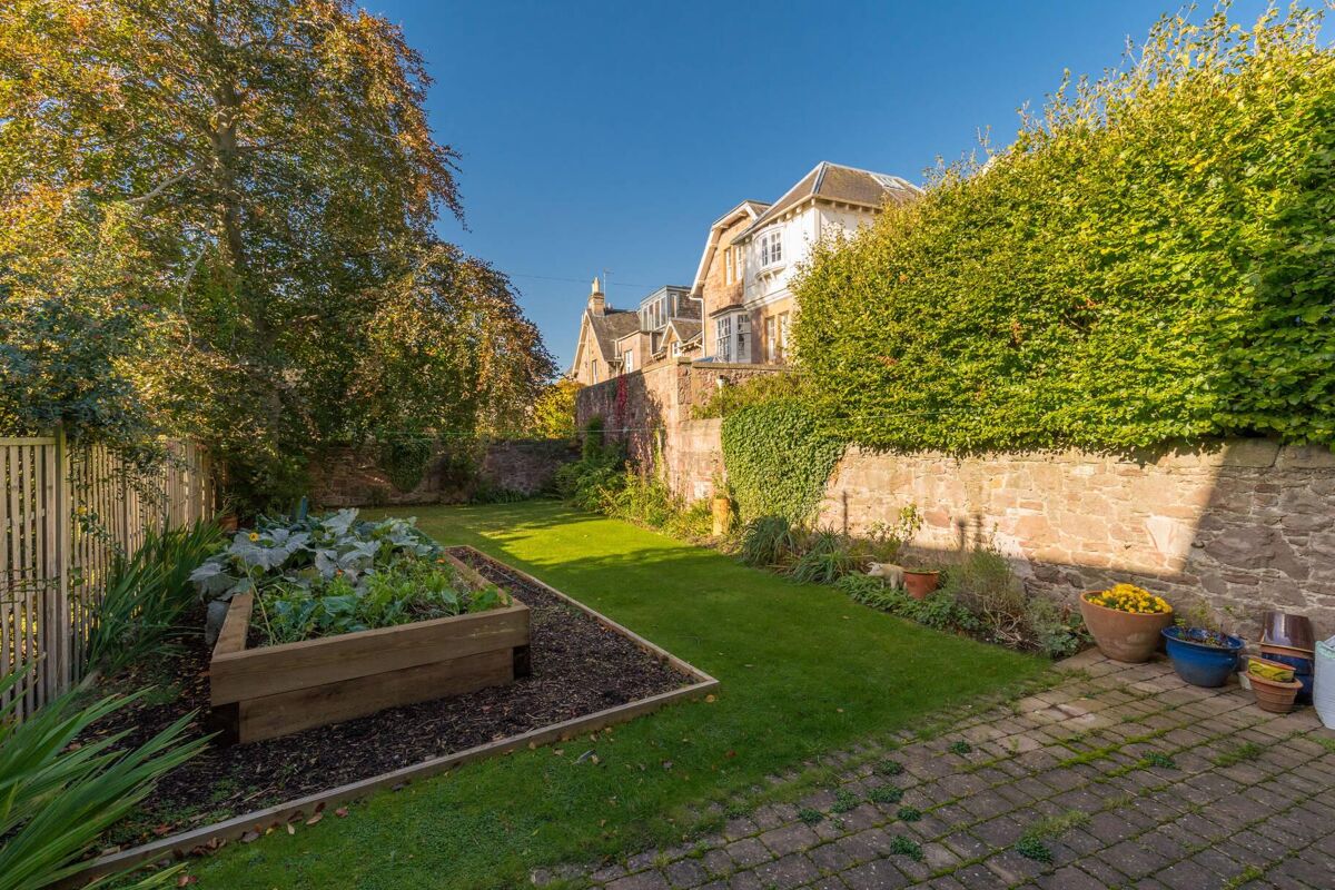 flat for sale in Lauder Road, Edinburgh, EH9 EDN012222988 Knight Frank