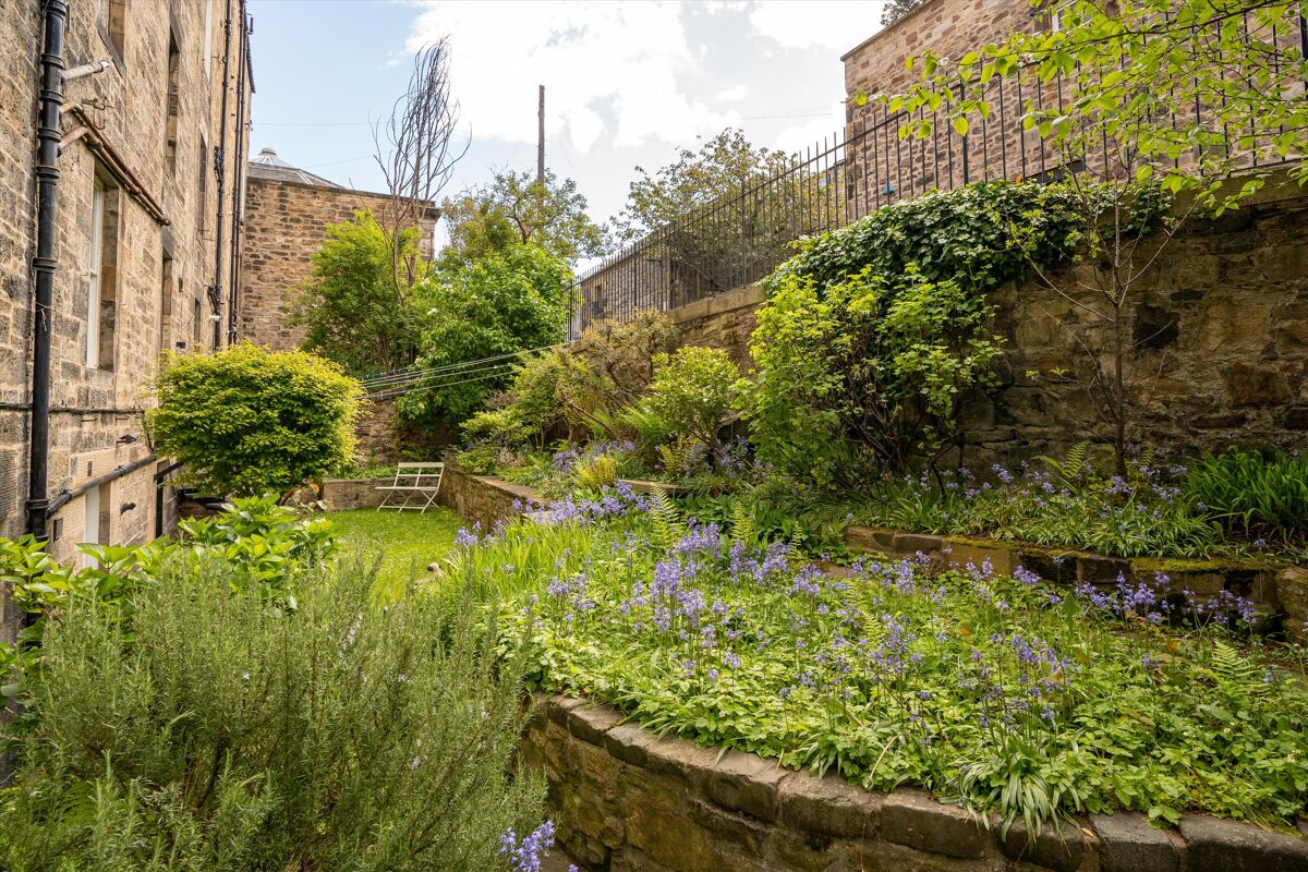flat for sale in Barony Street, Edinburgh, EH3 EDN012224987 Knight