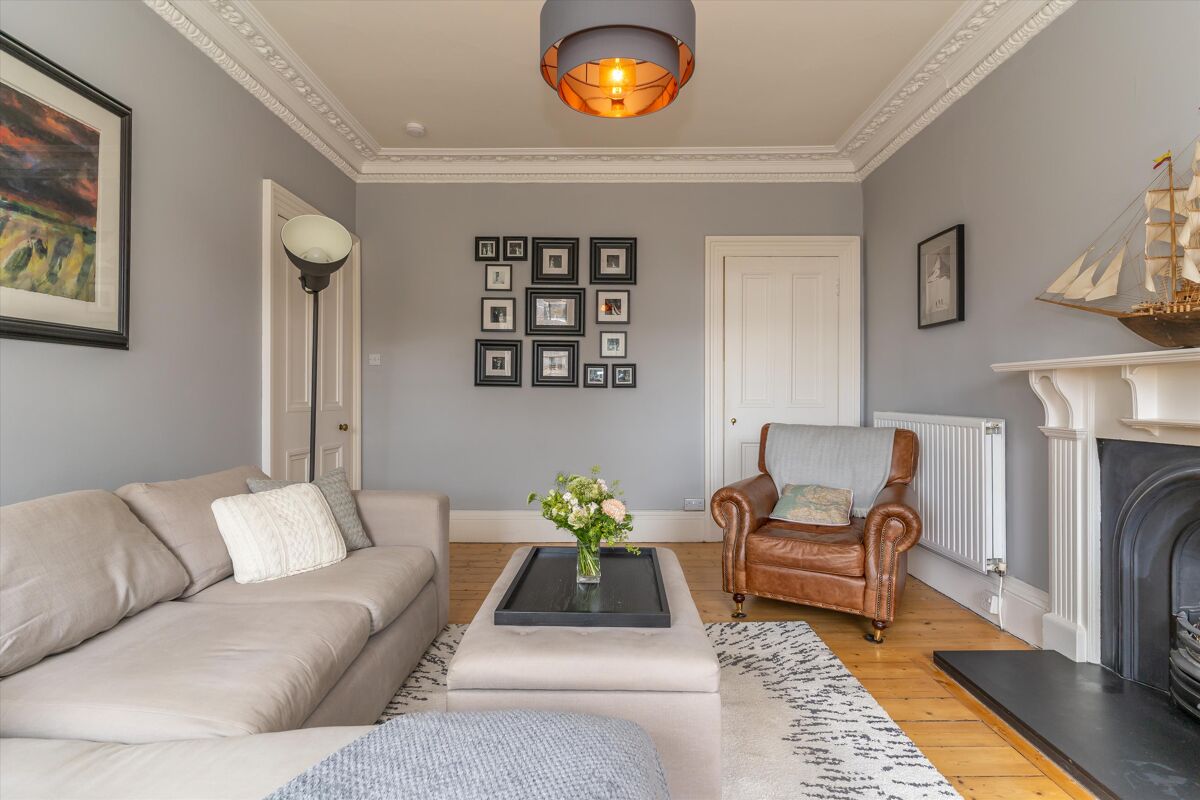 flat for sale in Barony Street, Edinburgh, EH3 EDN012224987 Knight