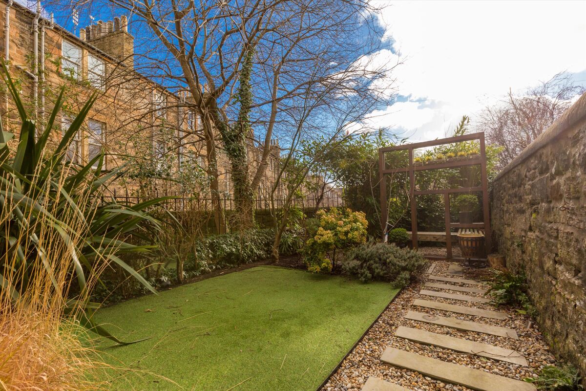 flat for sale in Coates Gardens, Edinburgh, EH12 EDN012226425