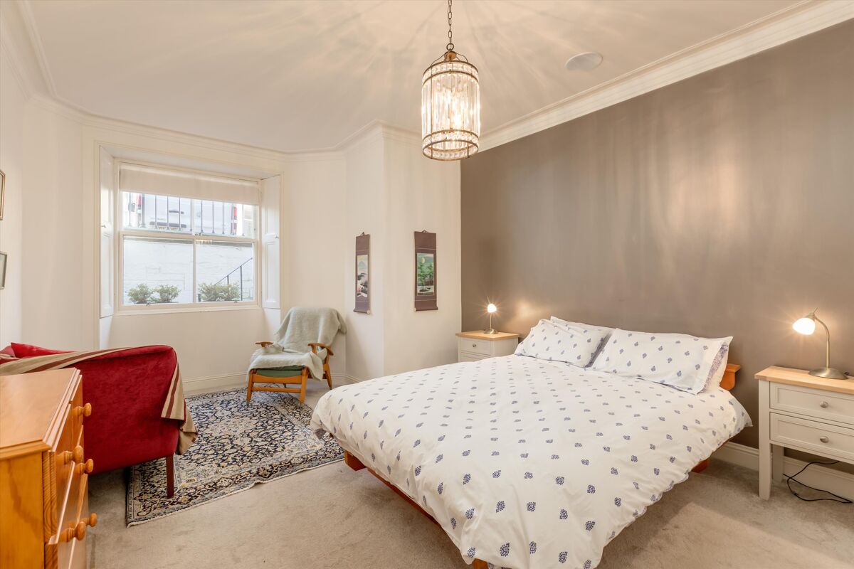 flat for sale in Coates Gardens, Edinburgh, EH12 EDN012226425