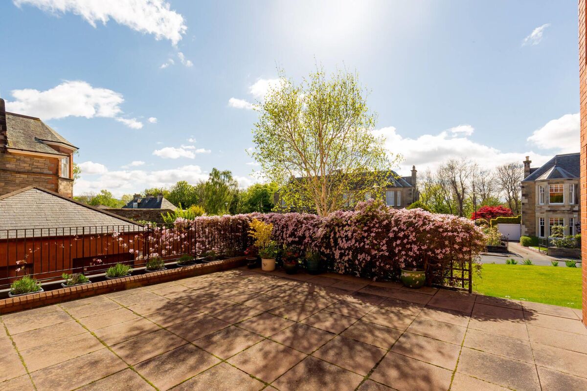 flat for sale in Wester Coates Gardens, Edinburgh, EH12 EDN012227967