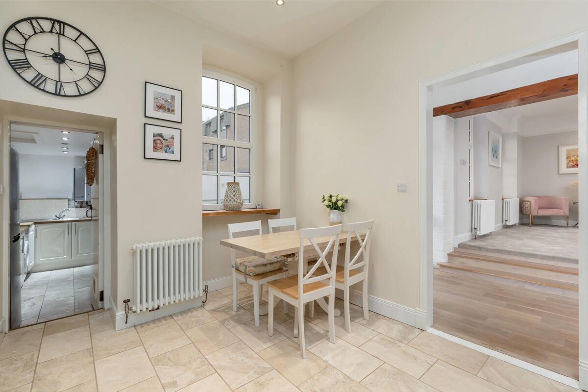 house for sale in The Stables, Edinburgh, EH14 EDN012234297 Knight