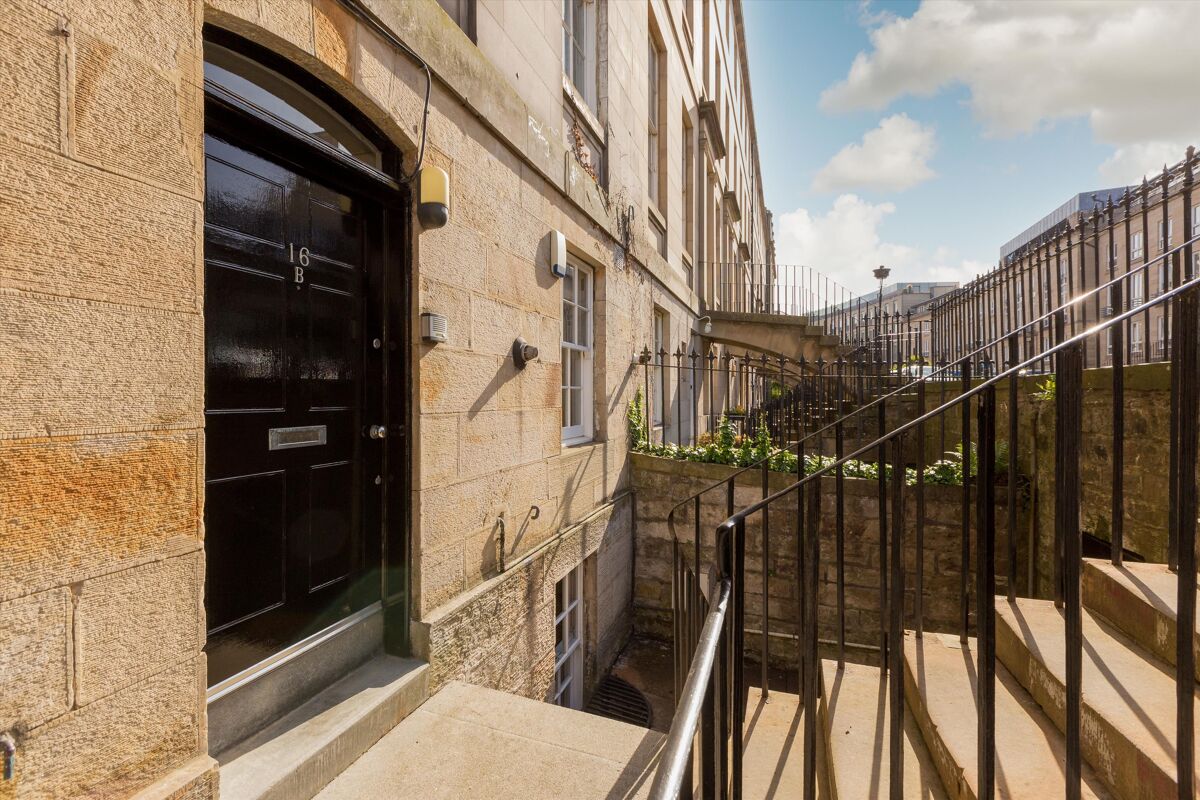 flat for sale in Fettes Row, Edinburgh, EH3 EDN012235172 Knight Frank