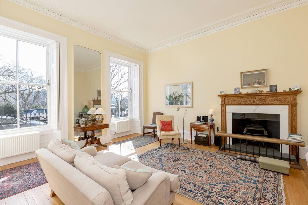 flat for sale in Regent Terrace, Edinburgh, EH7 - EDN012252405 | Knight ...