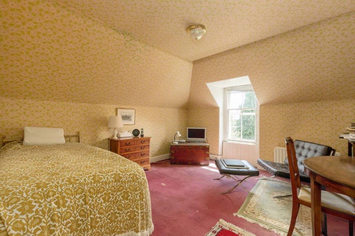 house for sale in Fountainhall Road, Edinburgh, EH9 EDN012252621