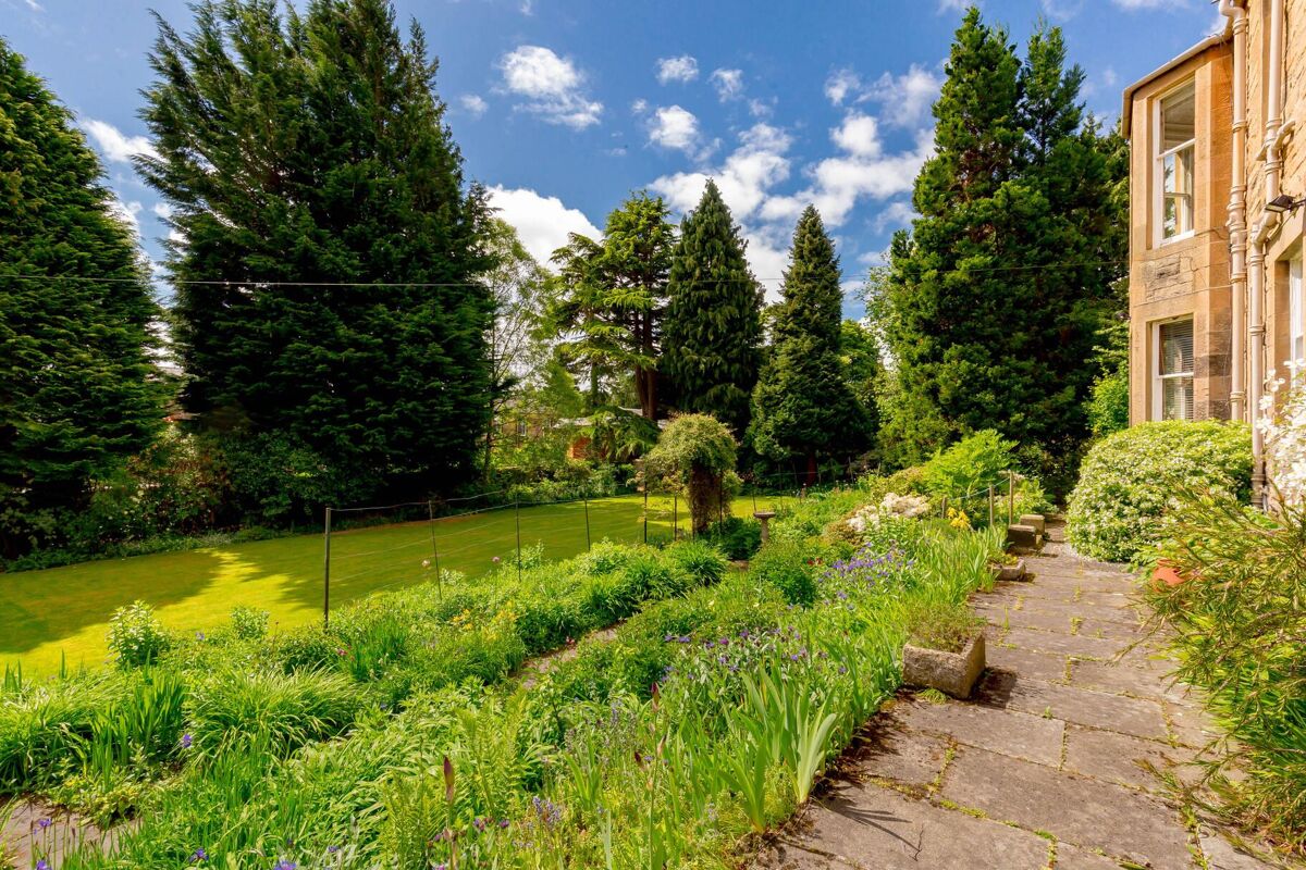 house for sale in Fountainhall Road, Edinburgh, EH9 EDN012252621