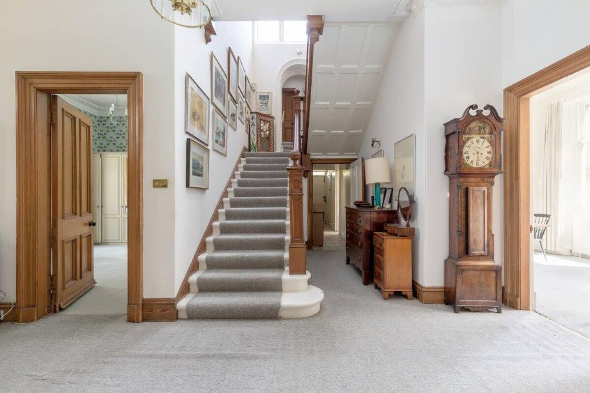 house for sale in Fountainhall Road, Edinburgh, EH9 EDN012252621