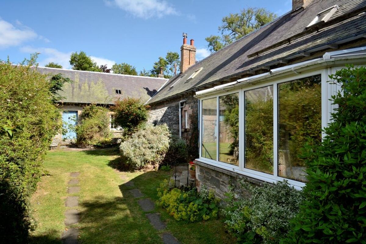 house for sale in Gordon, Scottish Borders, TD3 EDN012262356 Knight