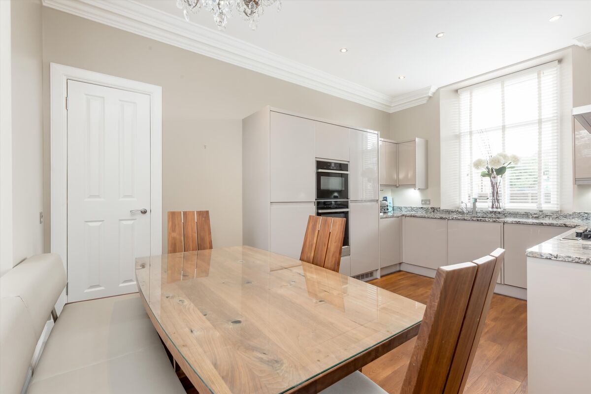 house for sale in Flora Cottage, 177 Comely Bank Road, Edinburgh, EH4