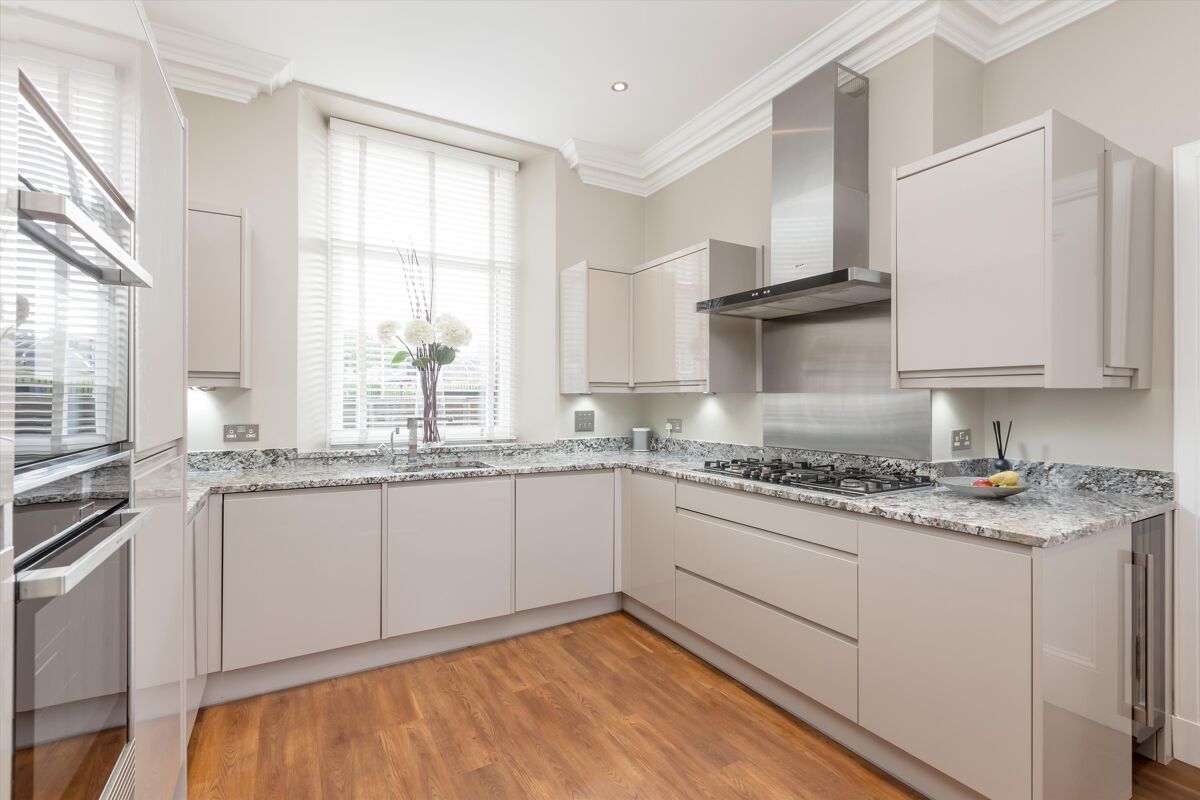 house for sale in Flora Cottage, 177 Comely Bank Road, Edinburgh, EH4