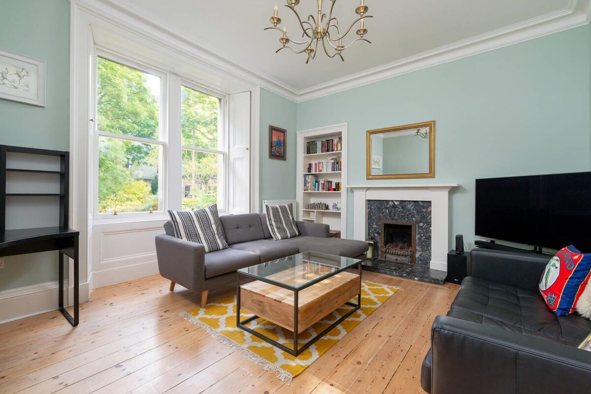 flat for sale in Gladstone Terrace, Edinburgh, EH9 EDN012277503