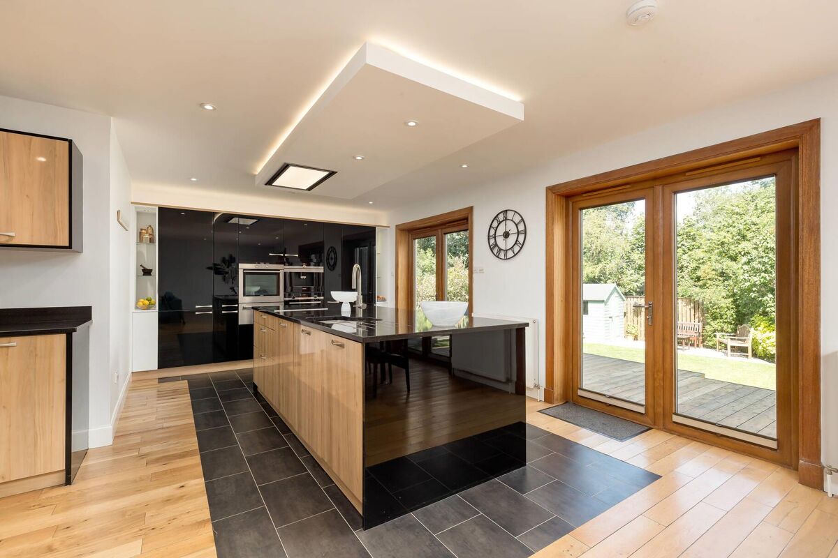 house for sale in Craigleith View, Edinburgh, EH4 EDN012280418