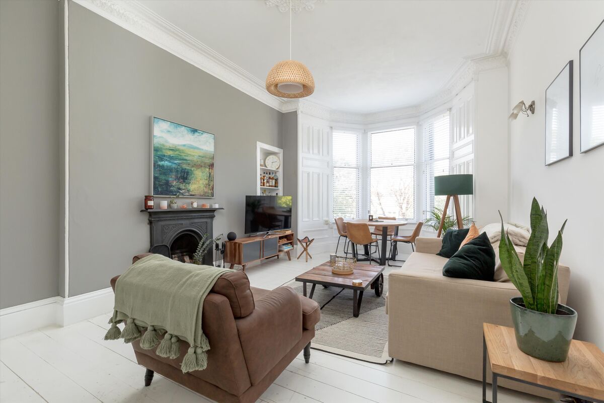 flat for sale in Inverleith Gardens, Edinburgh, EH3 EDN012286611 Knight Frank