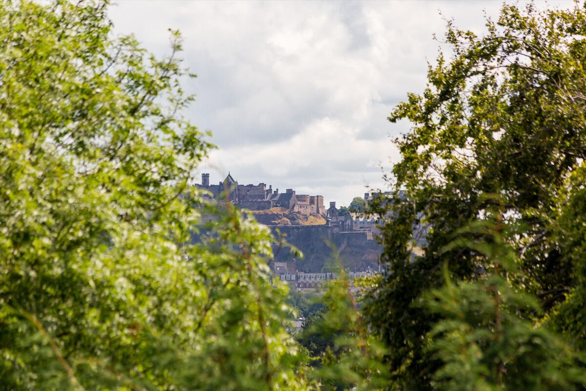 flat for sale in Inverleith Gardens, Edinburgh, EH3 EDN012286611