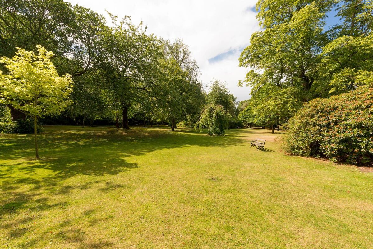 flat for sale in Drummond Place, Edinburgh, EH3 EDN012287414 Knight