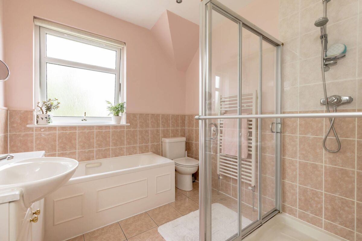 house for sale in Cumlodden Avenue, Edinburgh, EH12 EDN012311391