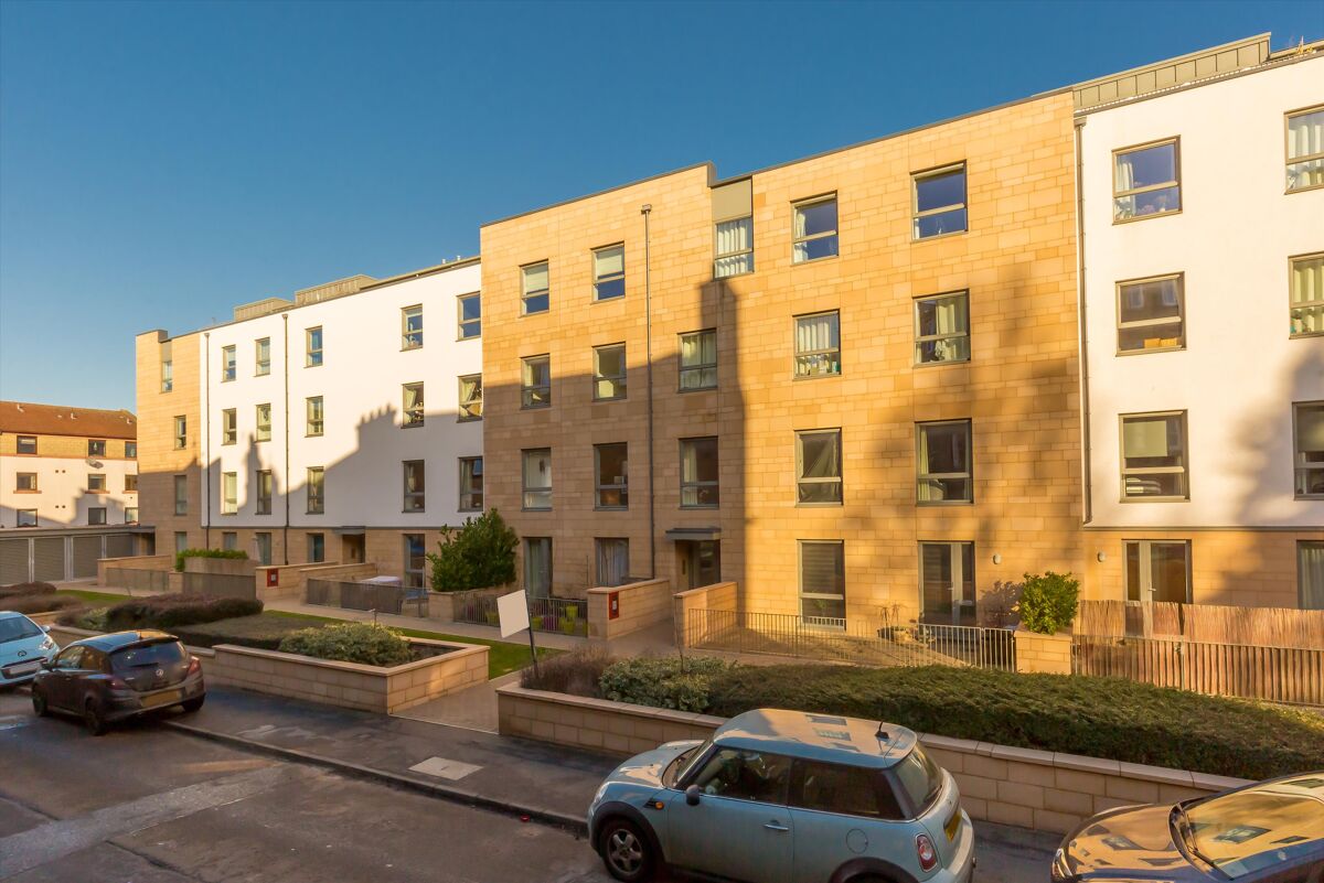 penthouse for sale in Dalgety Road, Edinburgh, EH7 EDN012328278