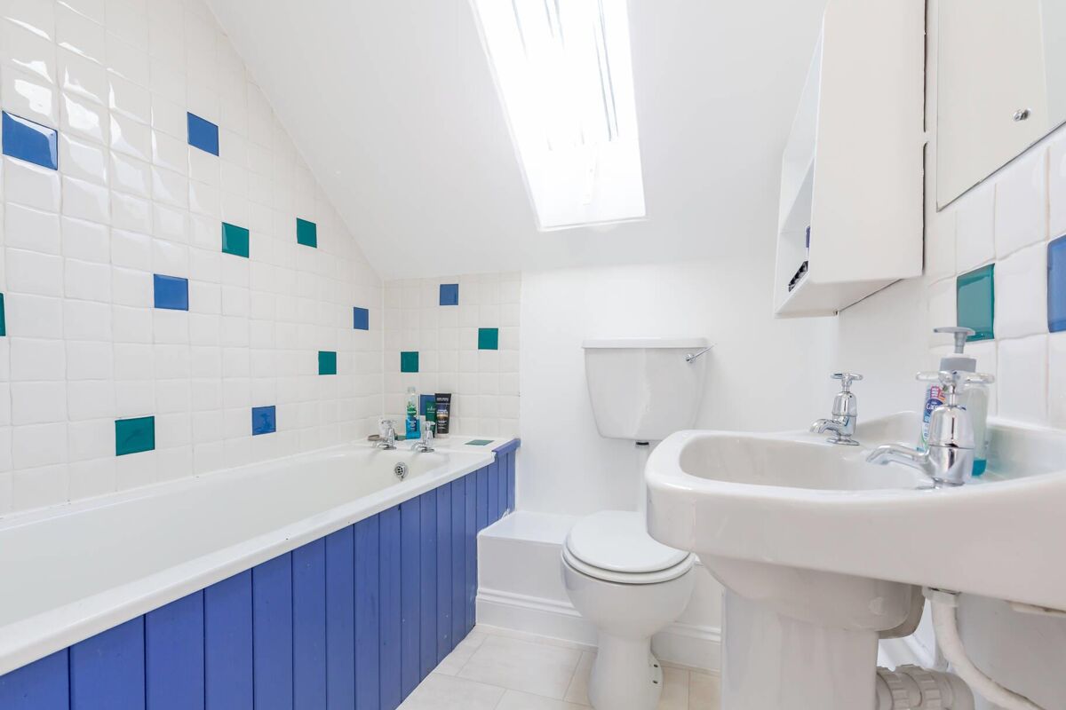 house for sale in Alfred Place, Edinburgh, EH9 EDN012338222 Knight