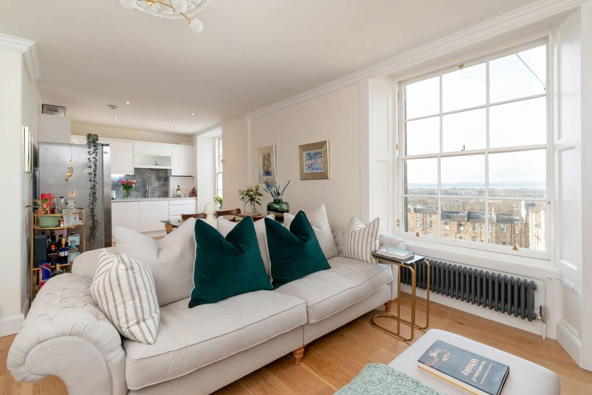 flat for sale in Abercromby Place, Edinburgh, EH3 EDN012338995