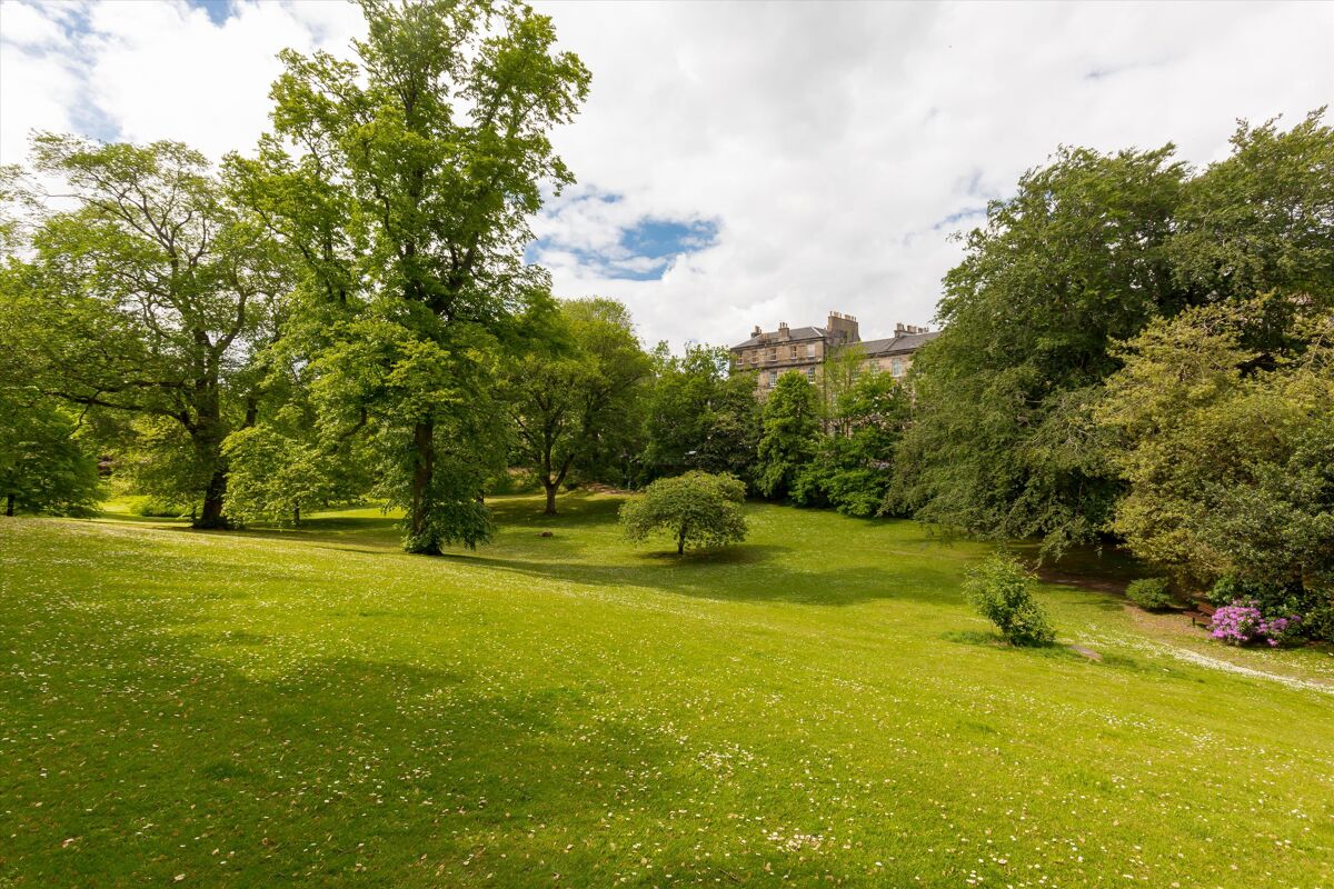 flat for sale in Cumberland Street, Edinburgh, EH3 EDN012361214