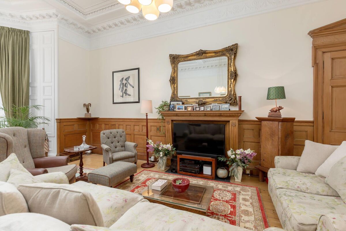flat for sale in Palmerston Place, Edinburgh, EH12 EDN012379663