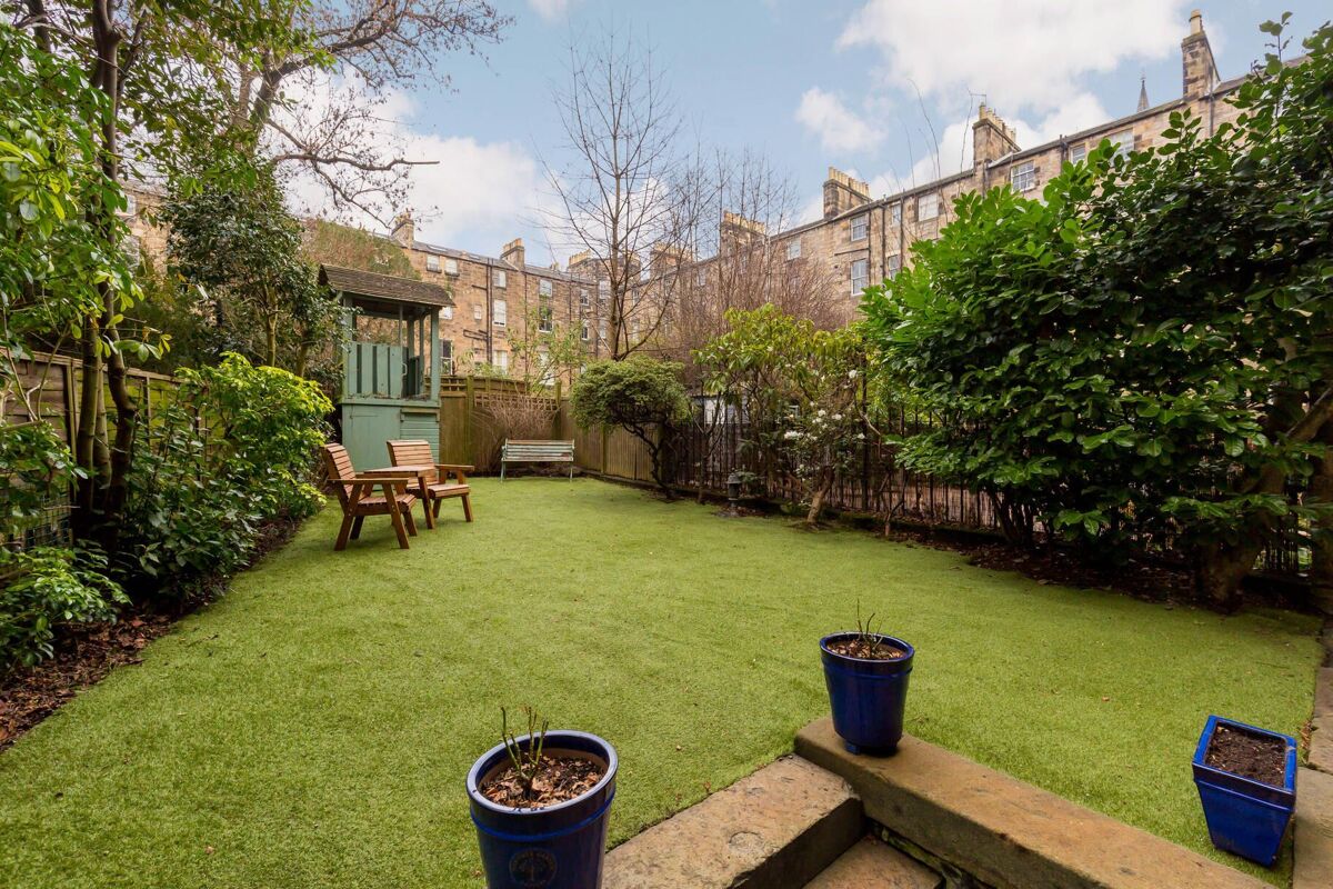 flat for sale in Palmerston Place, Edinburgh, EH12 EDN012379663
