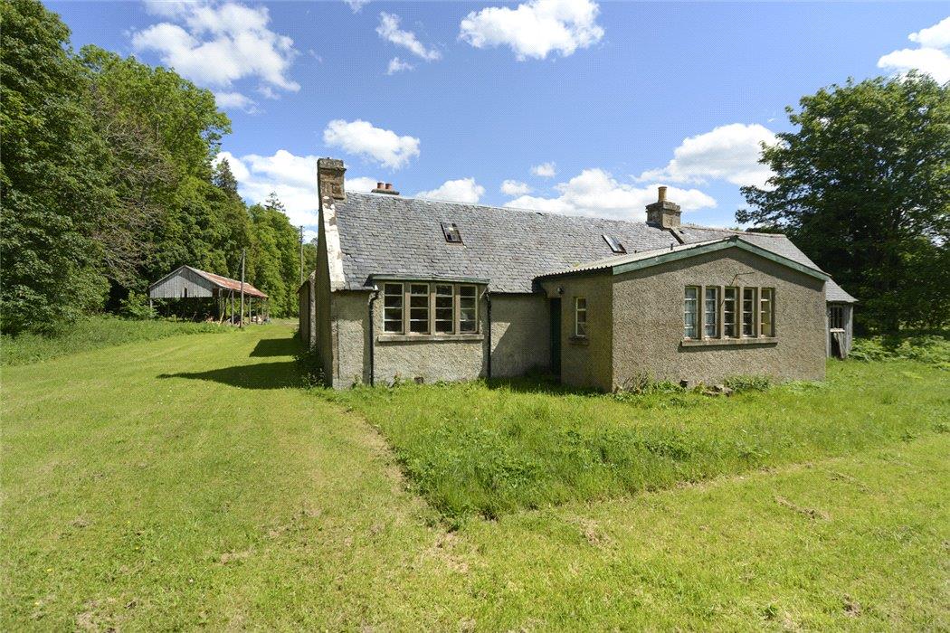 estate for sale in Croy, Inverness, InvernessShire, IV2 EDN120086