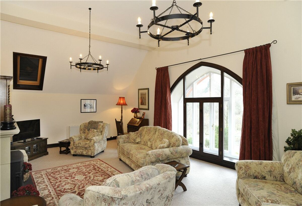 house for sale in Lochearnhead, Stirlingshire, FK19 EDN140128