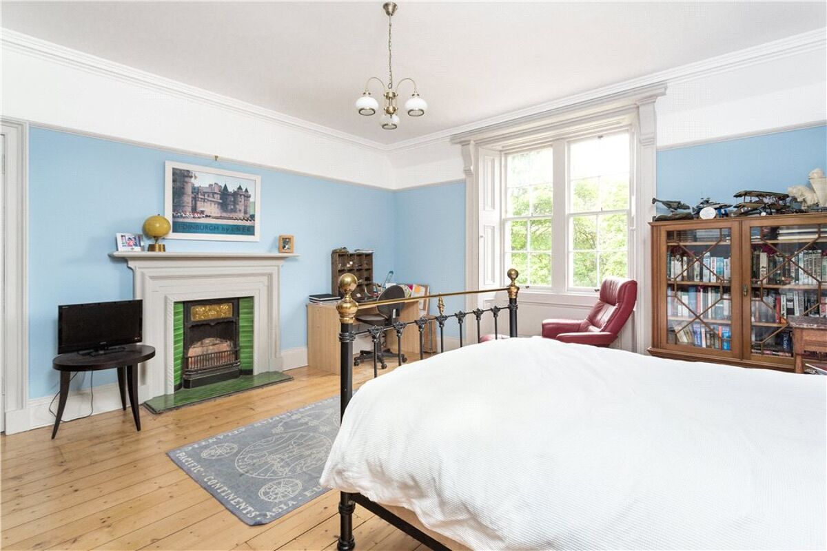 house for sale in Linlithgow, West Lothian, EH49 EDN160029 Knight Frank