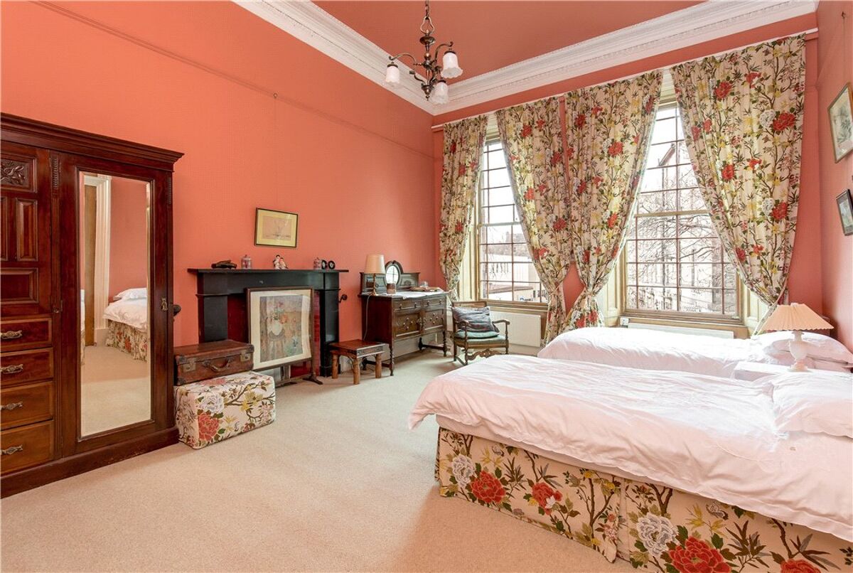 house for sale in St. Bernards Crescent, Edinburgh, Midlothian, EH4