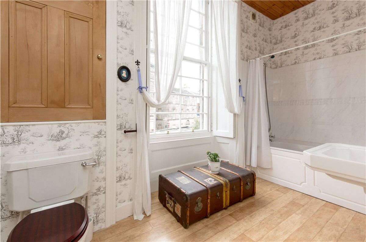 house for sale in St. Bernards Crescent, Edinburgh, Midlothian, EH4