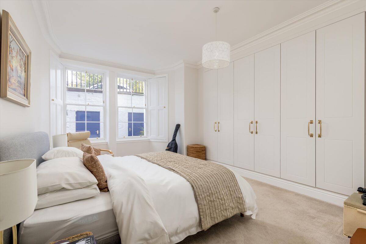 flat for sale in Buckingham Terrace, Edinburgh, Midlothian, EH4