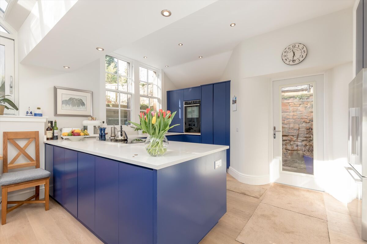 flat for sale in Buckingham Terrace, Edinburgh, Midlothian, EH4