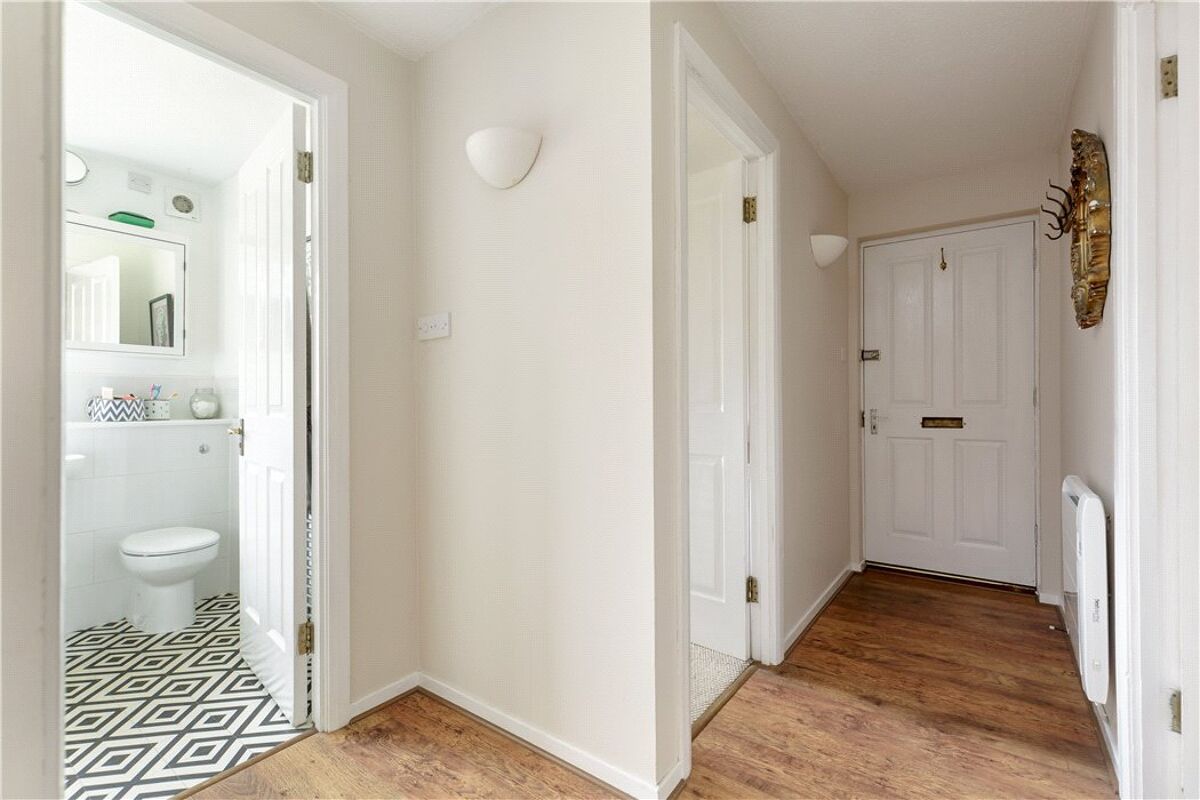 flat for sale in Parkside Terrace, Edinburgh, Midlothian, EH16