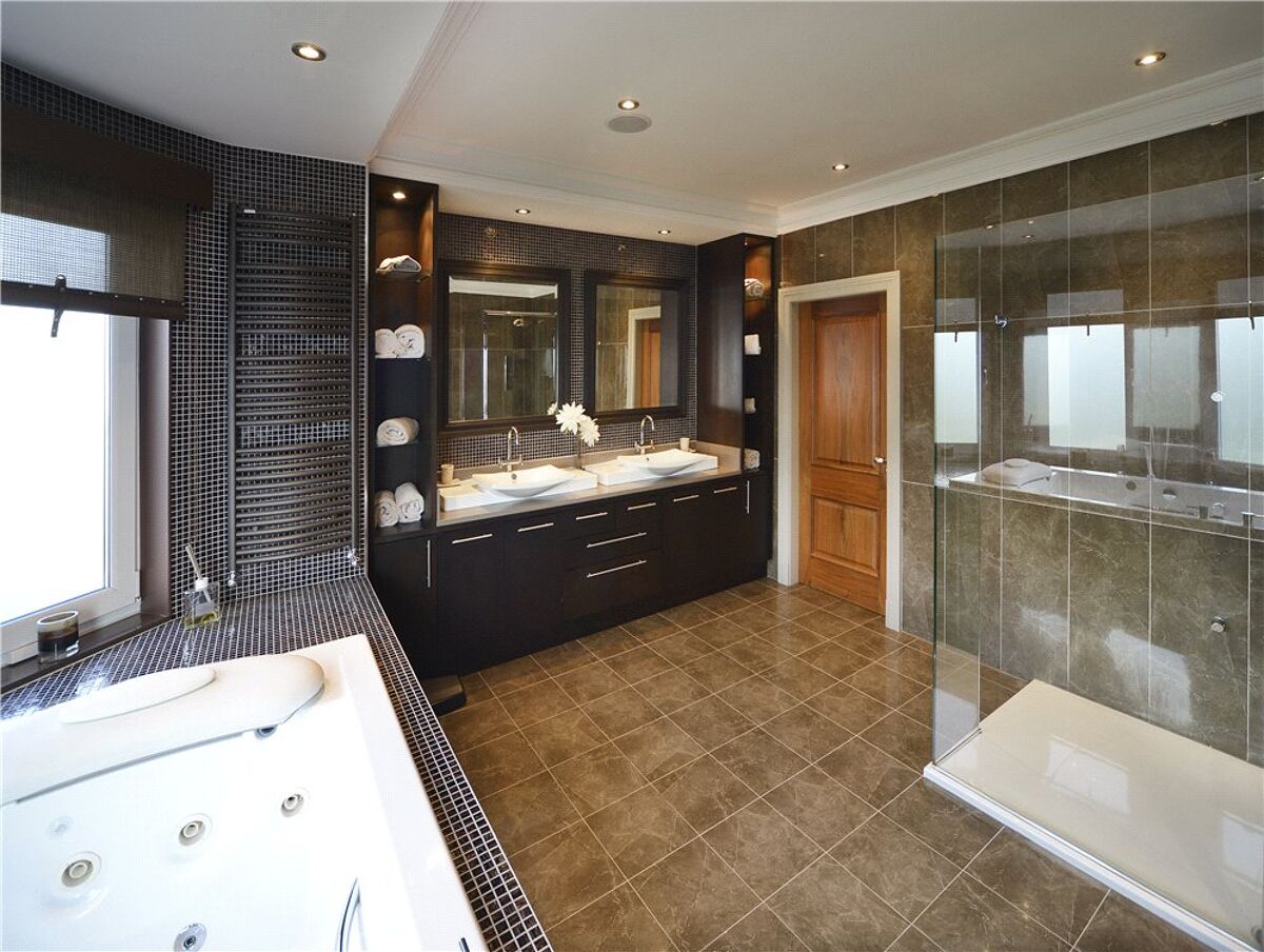 house for sale in Park Drive, Thorntonhall, Glasgow, South Lanarkshire