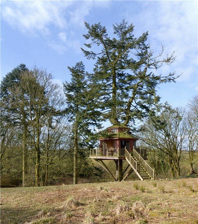 3.28 acres, Loudoun Street, Stewarton, Kilmarnock, East Ayrshire, KA3