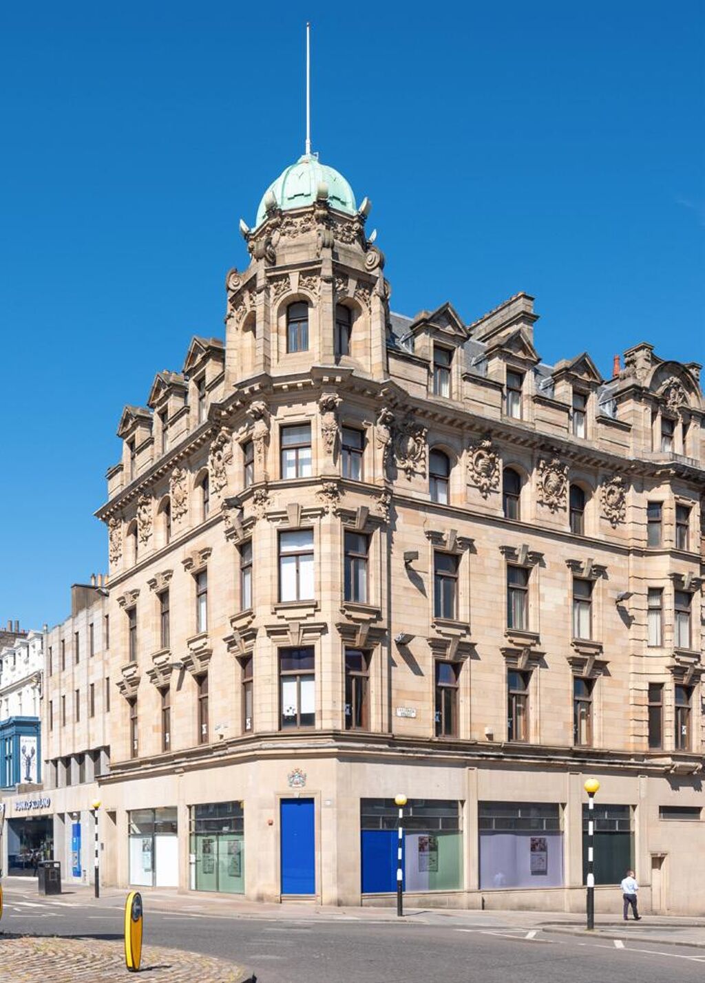 Image of 1,744 - 3,929 sqft Retail/Leisure Opportunity for rent in 71 George Street, Edinburgh, Midlothian, EH2