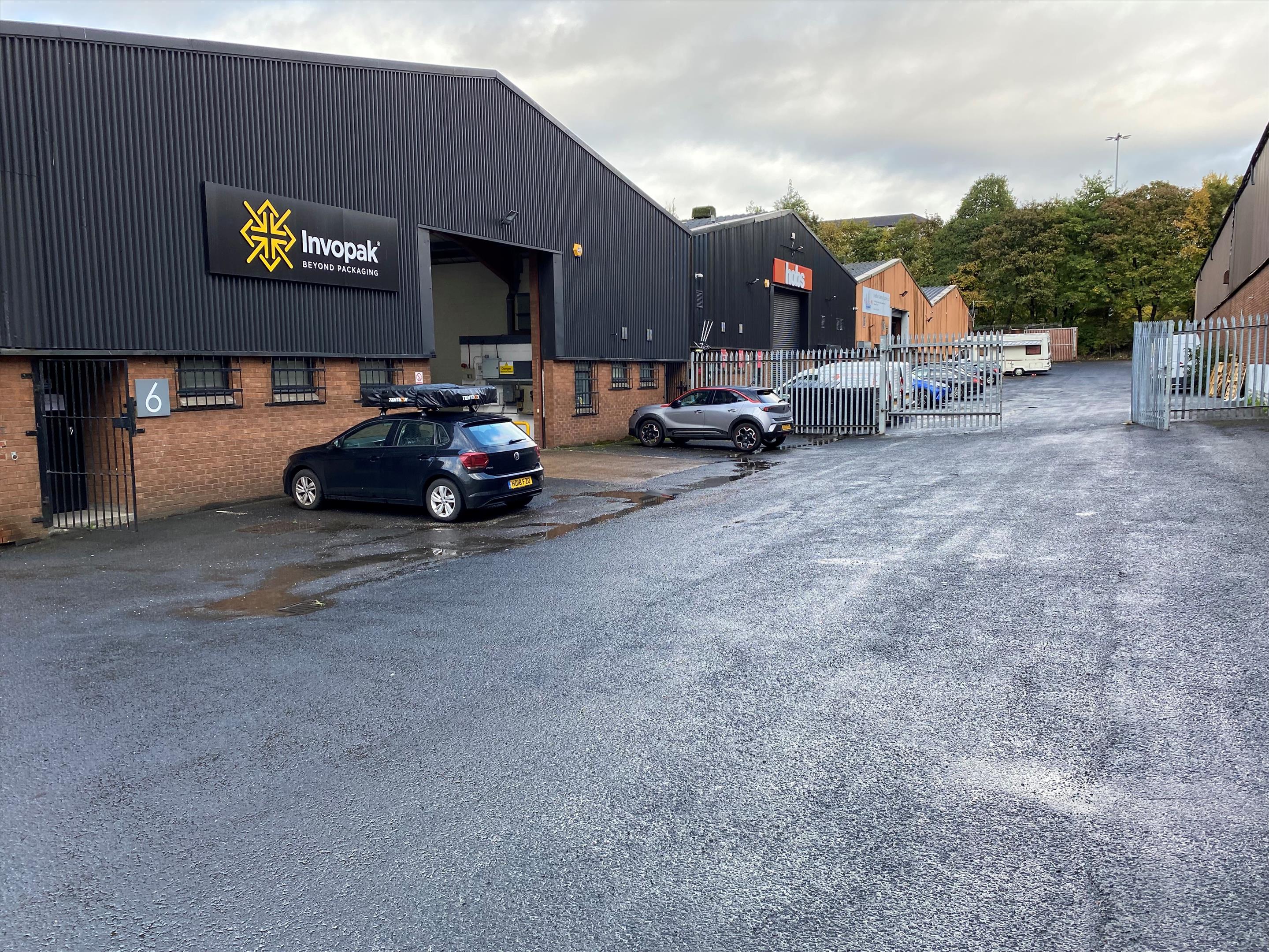 Industrial Distribution to rent in Unit 6 City Park Industrial