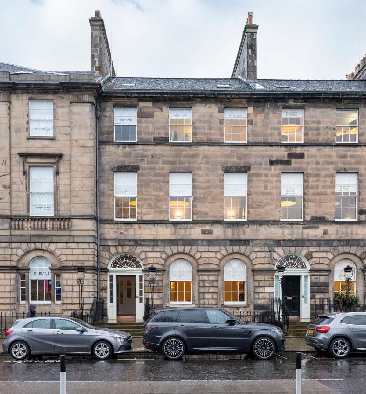 Prestigious Georgian Townhouse retaining period detailing